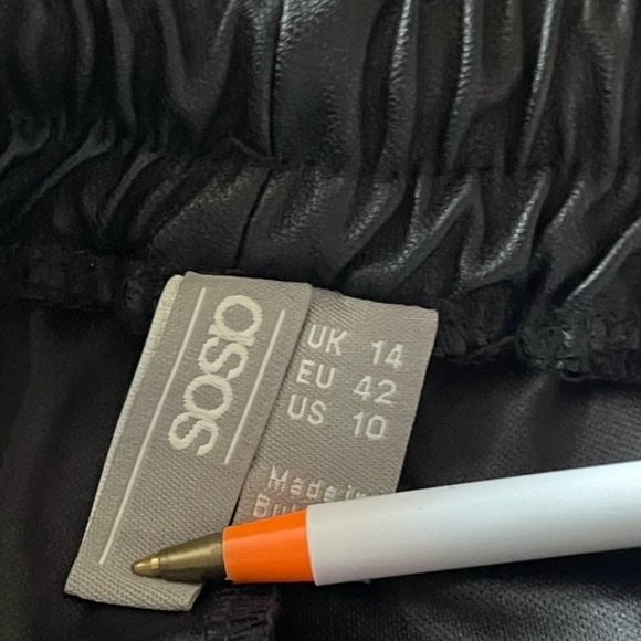 ASOS Curve Vegan Leather Jogger - Picture 9 of 13